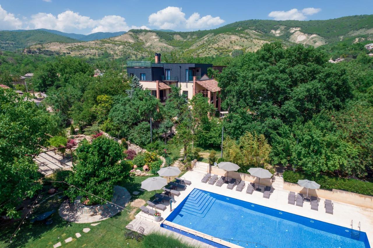 Giuaani Winery Hotel Manavi Ngoại thất bức ảnh