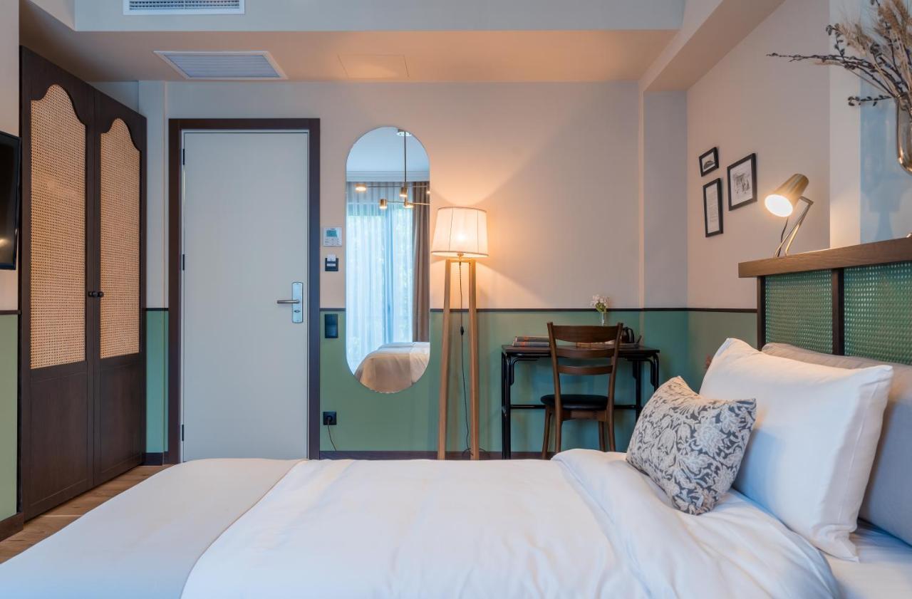 Giuaani Winery Hotel Manavi Ngoại thất bức ảnh