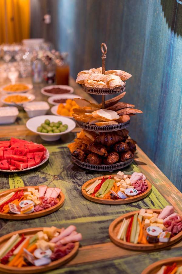 Giuaani Winery Hotel Manavi Ngoại thất bức ảnh