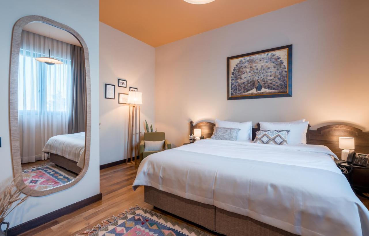 Giuaani Winery Hotel Manavi Ngoại thất bức ảnh