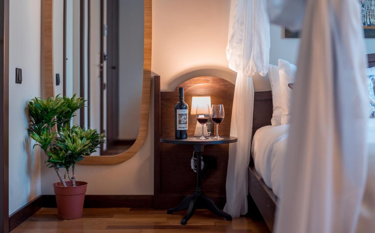Giuaani Winery Hotel Manavi Ngoại thất bức ảnh