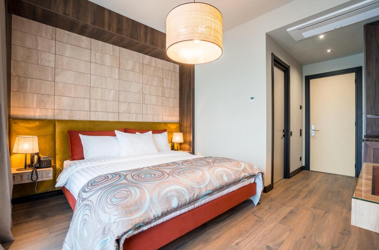 Giuaani Winery Hotel Manavi Ngoại thất bức ảnh